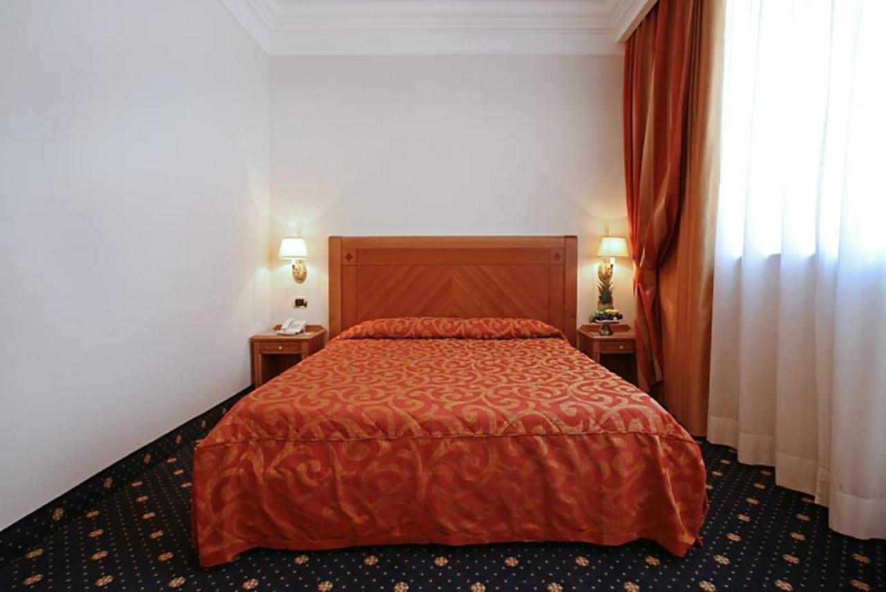 Pinewood Hotel Roma Eksteriør bilde